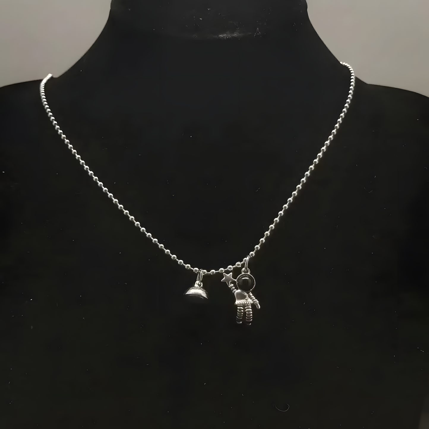 Desteyante 2 Collares Astronautas conexión lunar