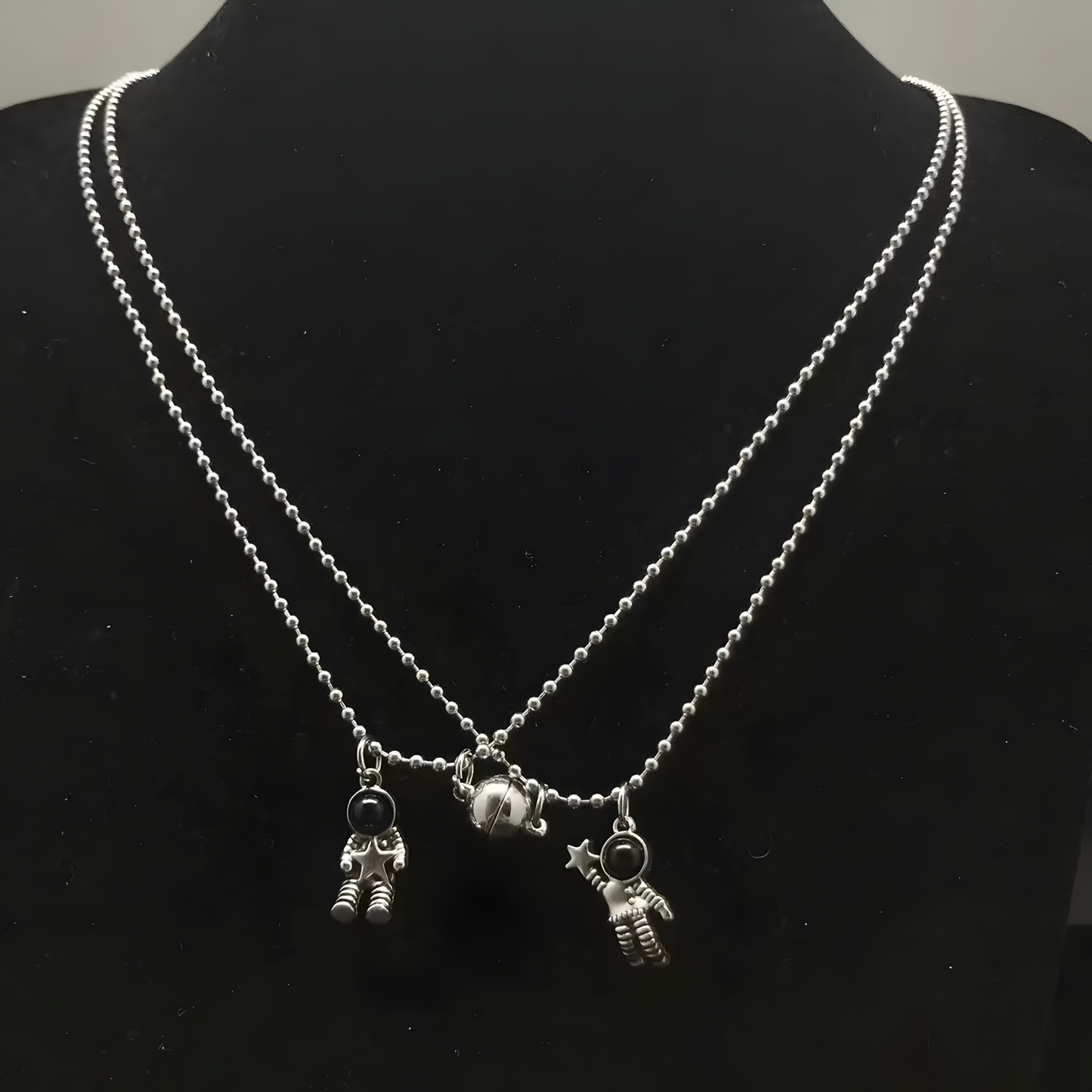 Desteyante 2 Collares Astronautas conexión lunar